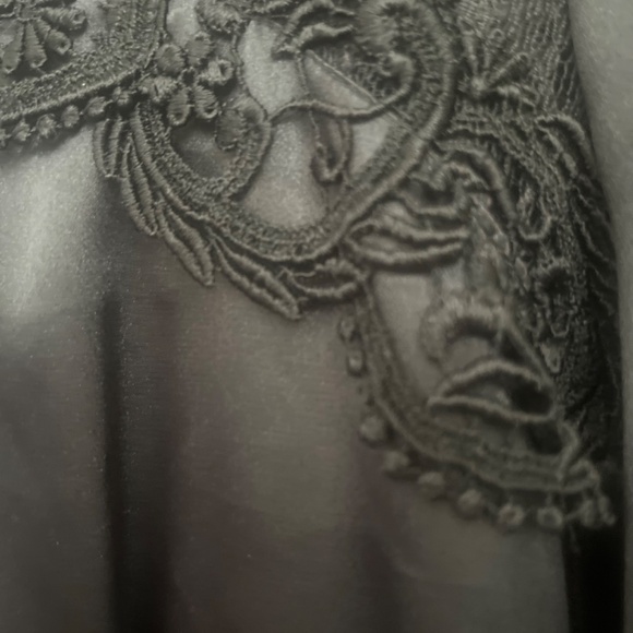 Vintage Nilani Romantic Black Button Down Back Blouse - Picture 5 of 12